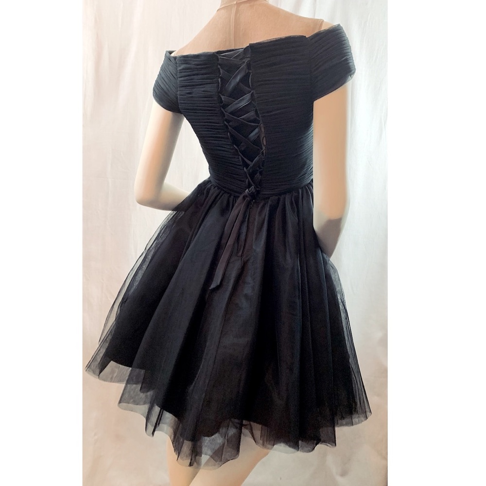 Custom Design Black Off-Shoulder Party Dress 4/6